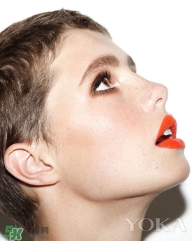 珊瑚橘色口紅適合什么膚色？珊瑚橘口紅適合黃皮嗎？