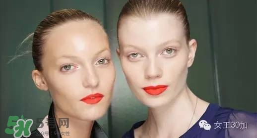 珊瑚橘色口紅適合什么膚色？珊瑚橘口紅適合黃皮嗎？