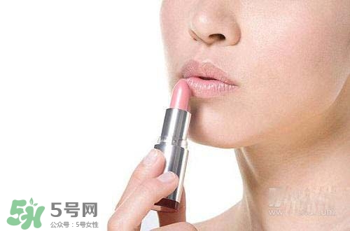口紅過敏是怎樣的？口紅過敏怎么辦？