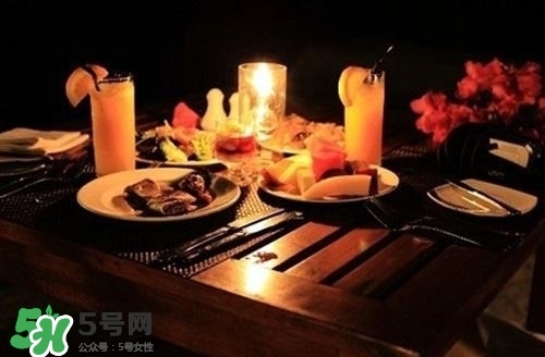 晚餐吃什么最有營(yíng)養(yǎng) 晚餐不吃可以減肥嗎 晚餐吃什么最有營(yíng)養(yǎng) 晚餐不吃可以減肥嗎