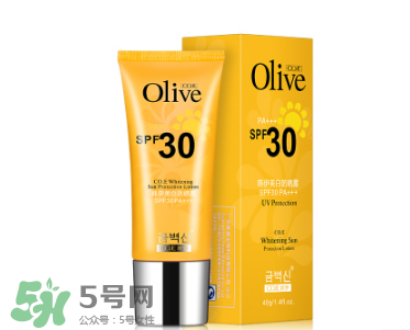 2017年買什么牌子防曬霜好 盤點(diǎn)2017防曬霜排行榜10強(qiáng) 2017年買什么牌子防曬霜好 盤點(diǎn)2017防曬霜排行榜10強(qiáng)