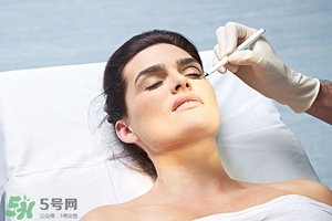 割雙眼皮去醫(yī)院還是美容院 割雙眼皮去哪里割好 割雙眼皮去醫(yī)院還是美容院 割雙眼皮去哪里割好