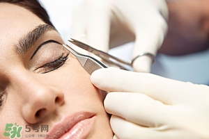 割雙眼皮去醫(yī)院還是美容院 割雙眼皮去哪里割好 割雙眼皮去醫(yī)院還是美容院 割雙眼皮去哪里割好