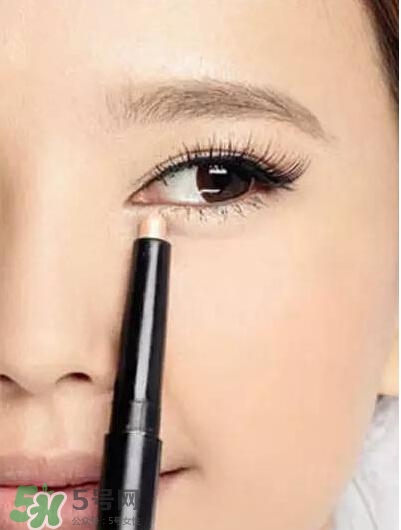 啞光是什么意思？化妝品啞光好不好？