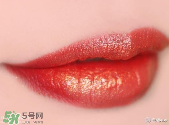 啞光口紅和珠光口紅哪個好？啞光口紅和珠光區(qū)別