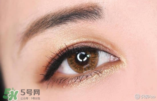 啞光口紅和珠光口紅哪個好？啞光口紅和珠光區(qū)別