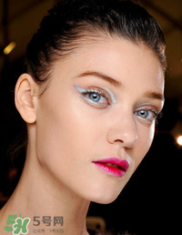 啞光口紅怎么涂好看？啞光口紅畫法步驟圖解