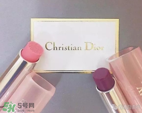 迪奧唇部磨砂膏怎么用？dior迪奧去角質(zhì)唇膏使用方法