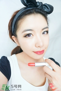 霧面口紅怎么涂？霧面口紅畫法步驟