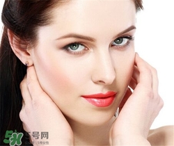 玻尿酸隆鼻會變形嗎？玻尿酸隆鼻會碰歪嗎？