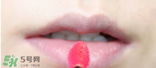 唇釉成膜是什么意思？唇釉怎么成膜？