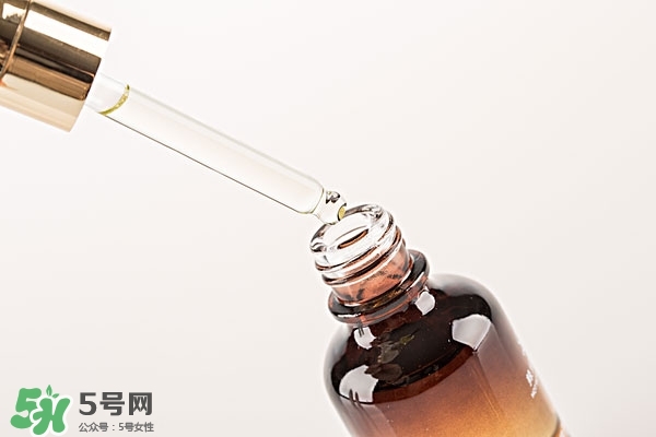精華液的正確使用方法 精華液什么時候用 精華液的正確使用方法 精華液什么時候用