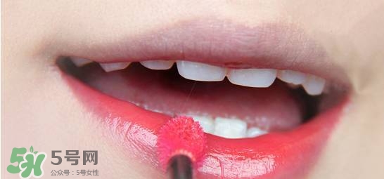 唇釉成膜是什么意思？唇釉怎么成膜？