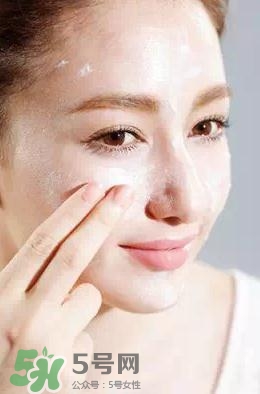 卸妝油悶痘怎么辦？卸妝油悶痘怎么補救？