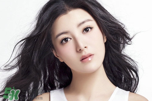 隔離霜太白了怎么辦?隔離霜會(huì)變白嗎? 隔離霜太白了怎么辦?隔離霜會(huì)變白嗎?