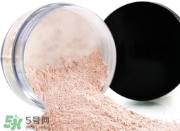 散粉會悶痘嗎？不悶痘的散粉推薦