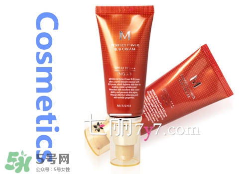 臉上長痘痘可以用bb霜嗎？用bb霜會長痘痘嗎？