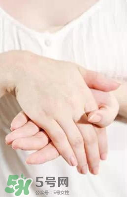 卸妝油悶痘怎么辦？卸妝油悶痘怎么補救？