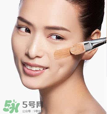 bb霜會(huì)悶痘嗎？bb霜悶痘怎么辦？