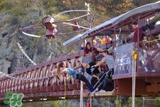 蹦極有年齡限制嗎？玩蹦極有年紀(jì)限制嗎？