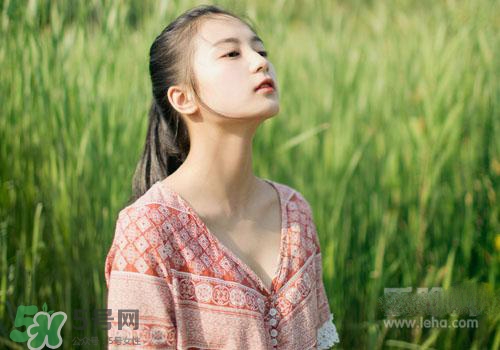 皮膚過敏可以用鹽水洗嗎？皮膚過敏用什么水洗臉？