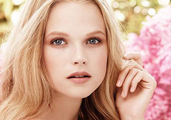 皮膚過敏可以用鹽水洗嗎？皮膚過敏用什么水洗臉？