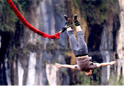 蹦極是什么感覺？第一次蹦極是什么感覺？