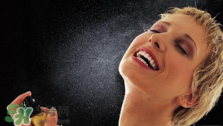 吃妝太厲害怎么辦？臉上吃妝怎么補救？