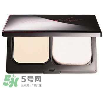 粉餅會脫妝嗎？粉餅脫妝怎么辦？