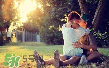 接吻看出男人是否愛你 接吻看出男人是否愛你