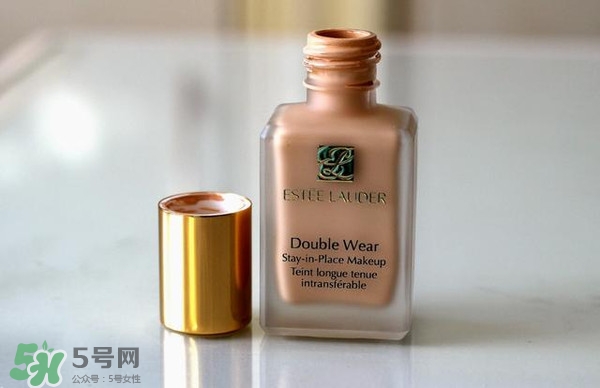 什么粉底液好用不脫妝？不脫妝的粉底液推薦