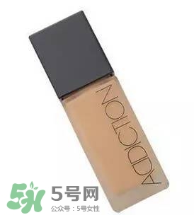 粉底液卡粉怎么辦？粉底液卡粉怎么補救？