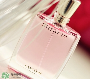 蘭蔻和香奈兒哪個(gè)檔次最高？蘭蔻和香奈兒哪個(gè)好？