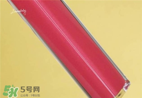 香奈兒2017新品唇釉172試色 香奈兒唇釉172試色圖 香奈兒2017新品唇釉172試色 香奈兒唇釉172試色圖