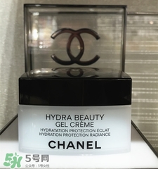 香奈兒山茶花面霜好嗎?香奈兒山茶花面霜專柜價(jià)格 香奈兒山茶花面霜好嗎?香奈兒山茶花面霜專柜價(jià)格