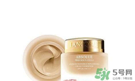 蘭蔻和迪奧粉底液哪個好？蘭蔻和迪奧粉底液對比