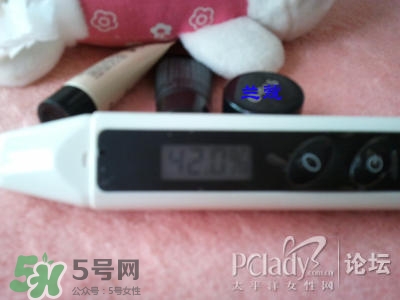 蘭蔻和紀(jì)梵希哪個(gè)好？蘭蔻和紀(jì)梵?？诩t哪個(gè)好？