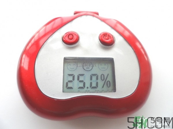 蘭蔻和雅詩蘭黛眼霜哪個好用？蘭蔻和雅詩蘭黛眼霜對比