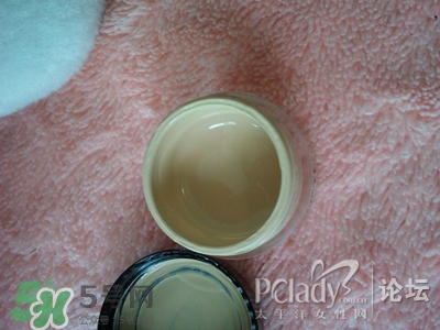 蘭蔻和紀(jì)梵希哪個(gè)好？蘭蔻和紀(jì)梵?？诩t哪個(gè)好？