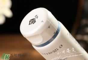 蘭蔻洗面奶粉色和藍(lán)色哪個(gè)好？蘭蔻洗面奶粉色藍(lán)色區(qū)別