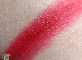 美康粉黛紅鸞心動唇釉怎么樣？美康粉黛氣墊唇釉好用嗎