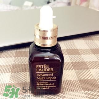 蘭蔻大眼精華和雅詩蘭黛小棕瓶哪個(gè)好？蘭蔻大眼精華和小棕瓶對(duì)比