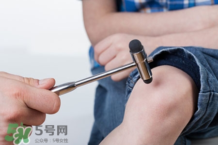 骨質(zhì)疏松要補(bǔ)鈣嗎？骨質(zhì)疏松補(bǔ)什么好？