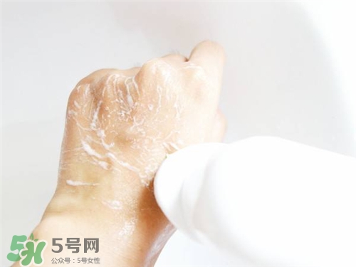 倩碧潔面儀刷頭怎么卸？倩碧潔面儀怎么替換刷頭？