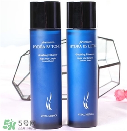 ahc水乳和春雨水乳哪個(gè)好？ahc和春雨水乳哪個(gè)好用？