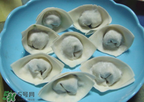 薺菜素餃子怎么做？薺菜素餡餃子怎么做好吃？