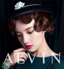 手推波紋發(fā)型圖片 手推波紋發(fā)型步驟 手推波紋發(fā)型圖片 手推波紋發(fā)型步驟