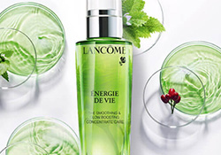 蘭蔻水光瓶是精華嗎？蘭蔻水光瓶和粉水哪個好區(qū)別