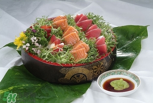 三文魚的熱量 三文魚的熱量是多少 三文魚的熱量 三文魚的熱量是多少