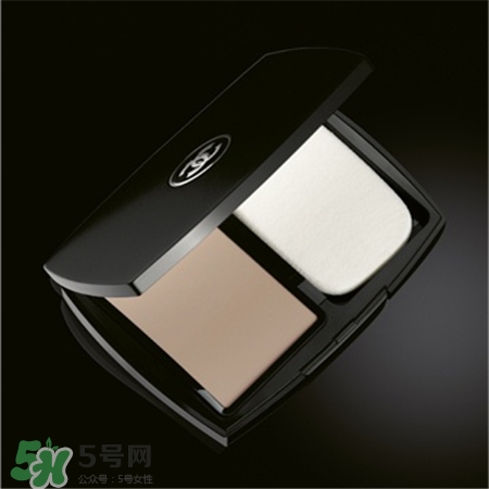 香奈兒粉餅色號(hào)怎么選?香奈兒粉餅試色 香奈兒粉餅色號(hào)怎么選?香奈兒粉餅試色